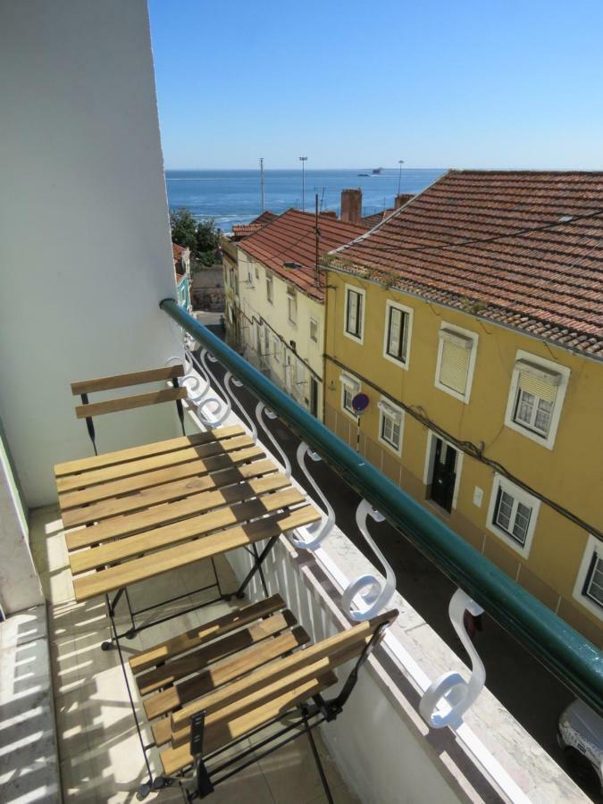 Tejo House River Lisbon Almada Exteriör bild